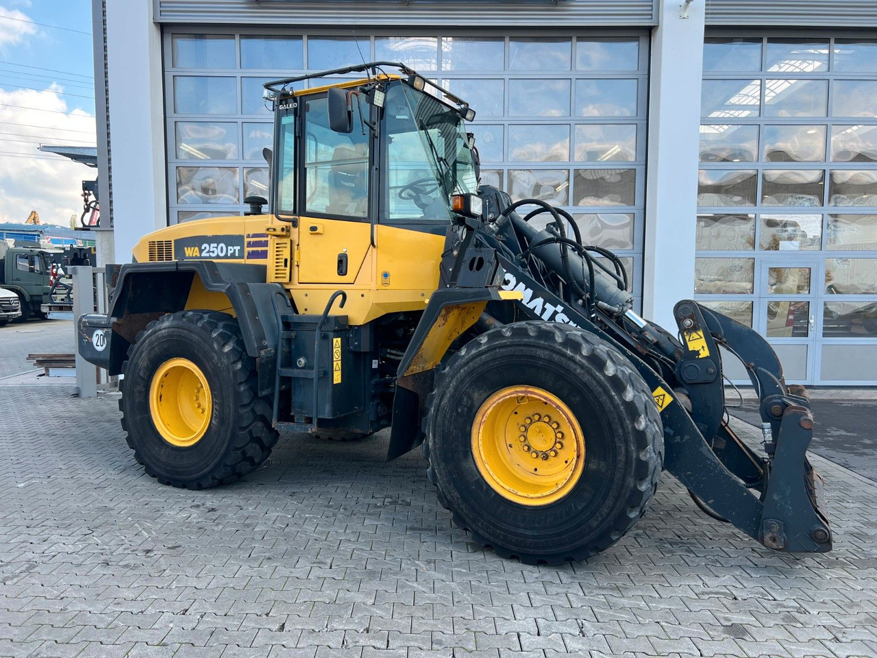 Komatsu WA 250 PT - 5H / 12.390h / - Cargadora de ruedas: foto 2 Komatsu WA 250 PT - 5H / 12.390h / - Cargadora de ruedas: foto 2