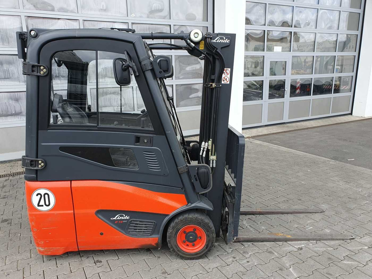 Linde E14 - 02 / Triplex: 4.00m! / SS / nur 2.119h! - Carretilla elevadora eléctrica: foto 3 Linde E14 - 02 / Triplex: 4.00m! / SS / nur 2.119h! - Carretilla elevadora eléctrica: foto 3