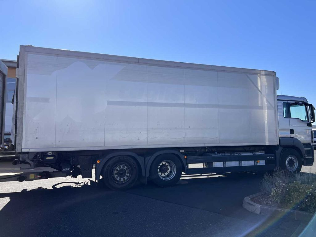 MAN TGS 26.440 6x2 BL LBW 2.000kg Carrier Supra 850 - Camión frigorífico: foto 5 MAN TGS 26.440 6x2 BL LBW 2.000kg Carrier Supra 850 - Camión frigorífico: foto 5