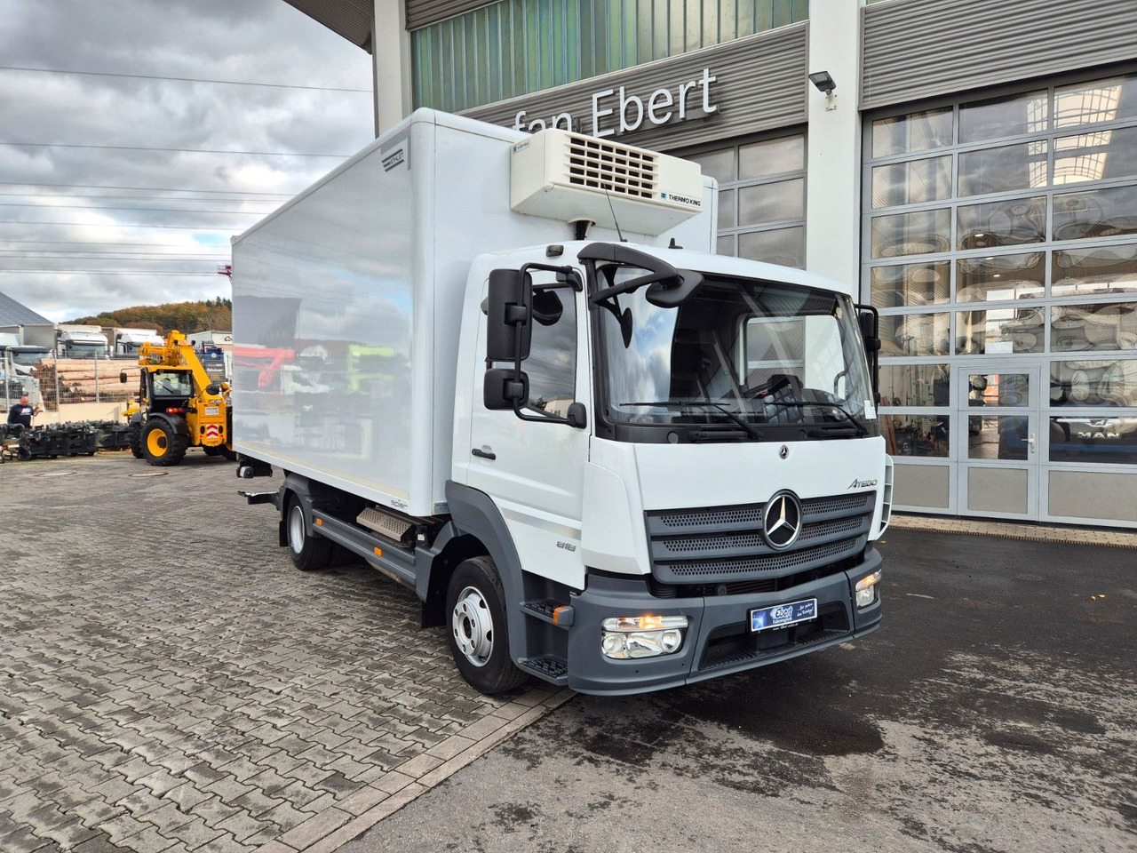 Mercedes-Benz Atego 818 L 4x2 LBW ThermoKing V-600 - Furgoneta frigorifica: foto 2 Mercedes-Benz Atego 818 L 4x2 LBW ThermoKing V-600 - Furgoneta frigorifica: foto 2
