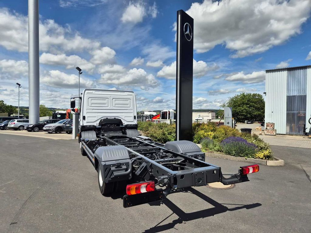 Mercedes-Benz Atego 818 L Fahrgestell, 6 Stück vorhanden Mercedes-Benz Atego 818 L Fahrgestell, 2 Stück vorhanden - Camión chasis: foto 5 Mercedes-Benz Atego 818 L Fahrgestell, 6 Stück vorhanden Mercedes-Benz Atego 818 L Fahrgestell, 2 Stück vorhanden - Camión chasis: foto 5