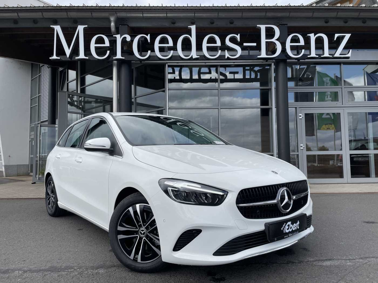 Mercedes-Benz B 180 7G Progressive R-Kamera+LED+ Winterpaket+C - Coche: foto 1 Mercedes-Benz B 180 7G Progressive R-Kamera+LED+ Winterpaket+C - Coche: foto 1