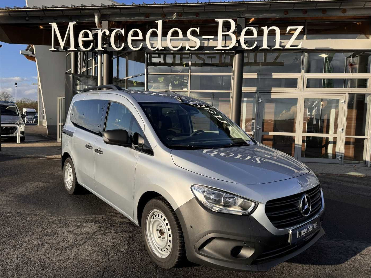 Mercedes-Benz Citan 110 CDI Tourer Klima AHK Kamera MBUX Tempo - Coche: foto 1 Mercedes-Benz Citan 110 CDI Tourer Klima AHK Kamera MBUX Tempo - Coche: foto 1