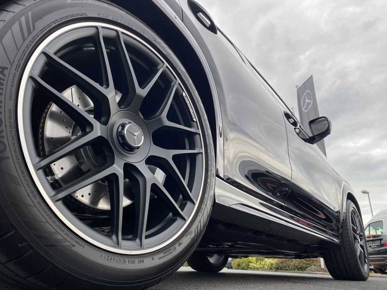 Mercedes-Benz GLE 63 AMG Coupé Burmester+Distr+ AHK+Memory+Air - Coche: foto 5 Mercedes-Benz GLE 63 AMG Coupé Burmester+Distr+ AHK+Memory+Air - Coche: foto 5