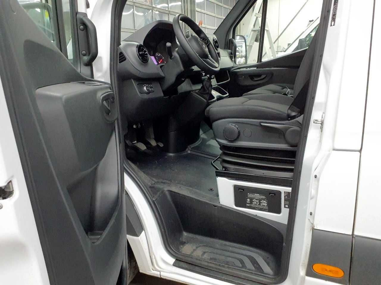 Mercedes-Benz Sprinter 315 CDI 4325 Klima 360 Schwing MBUX SHZ - Furgón: foto 3 Mercedes-Benz Sprinter 315 CDI 4325 Klima 360 Schwing MBUX SHZ - Furgón: foto 3