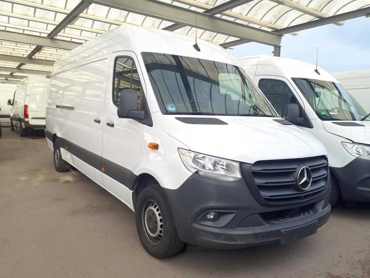 Mercedes-Benz Sprinter 315 CDI 4325 Klima 360 Schwing MBUX SHZ - Furgón: foto 2 Mercedes-Benz Sprinter 315 CDI 4325 Klima 360 Schwing MBUX SHZ - Furgón: foto 2