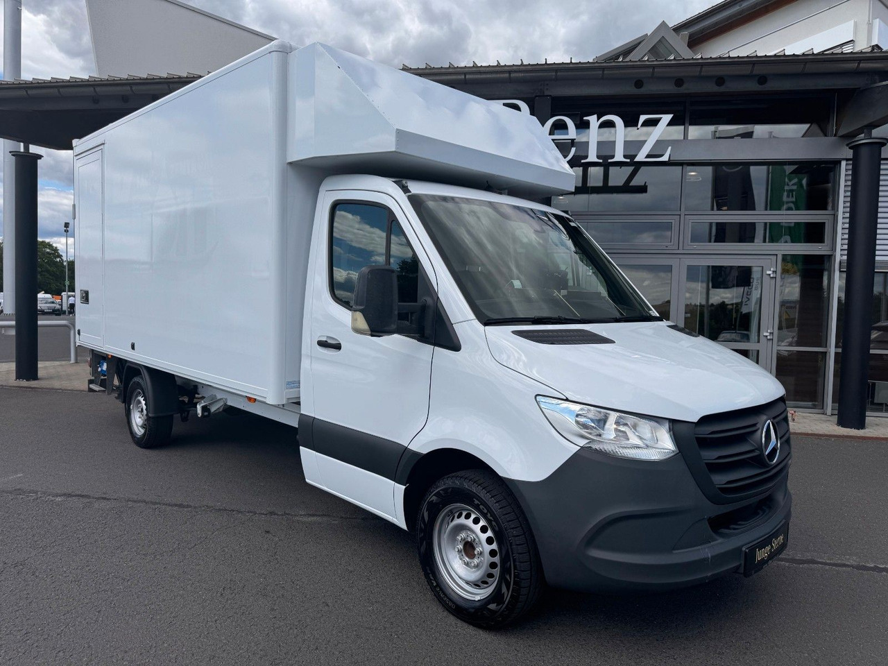 Mercedes-Benz Sprinter 317 CDI 4325 Koffer LBW Klima Kamera - Furgoneta caja cerrada: foto 1 Mercedes-Benz Sprinter 317 CDI 4325 Koffer LBW Klima Kamera - Furgoneta caja cerrada: foto 1