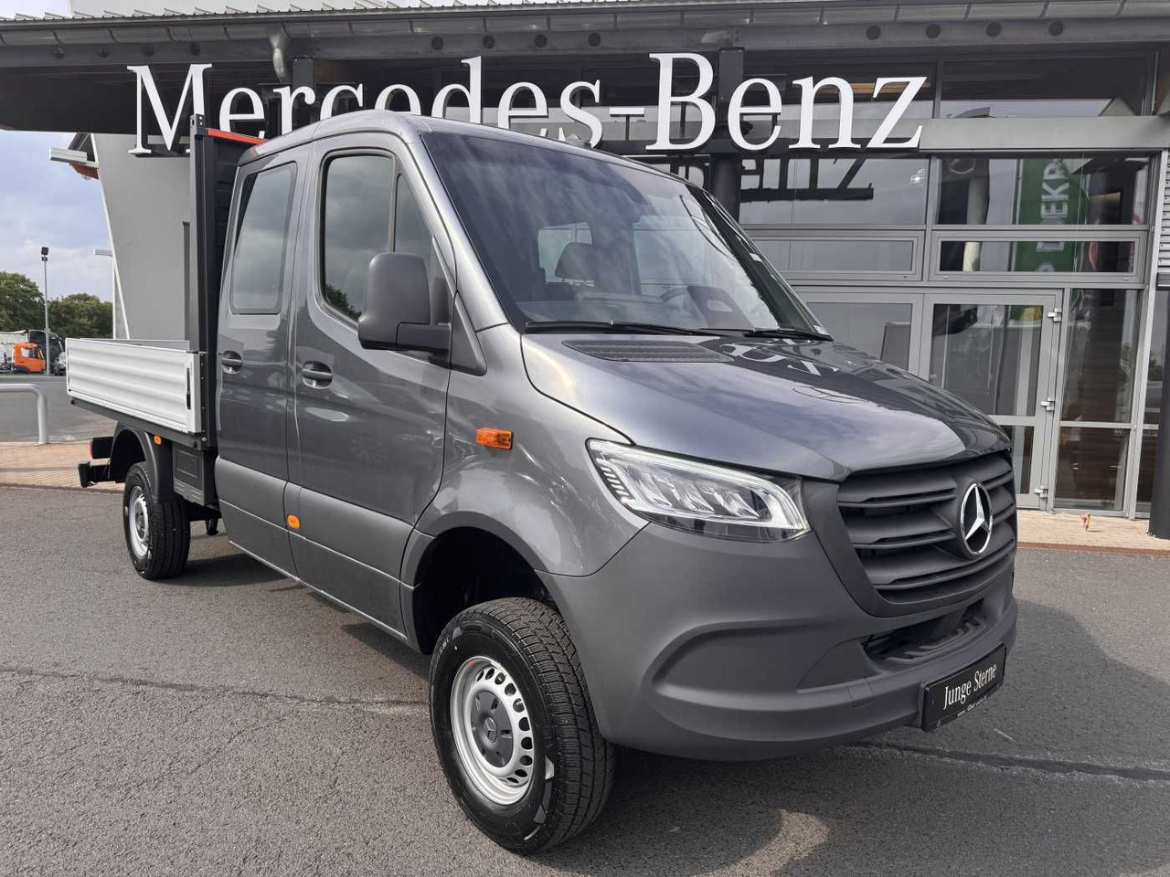 Mercedes-Benz Sprinter 319 CDI 4x4 DoKa AHK3,5 Klima Kamera - Furgoneta caja abierta, Furgoneta combi: foto 1 Mercedes-Benz Sprinter 319 CDI 4x4 DoKa AHK3,5 Klima Kamera - Furgoneta caja abierta, Furgoneta combi: foto 1