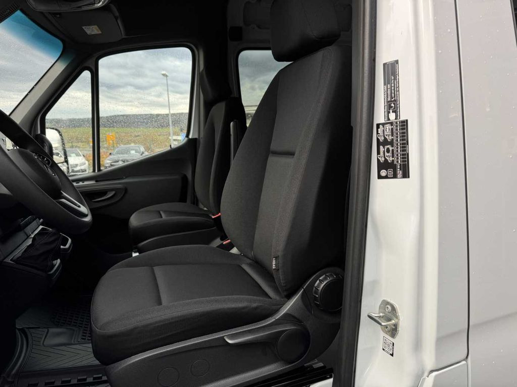 Furgón Mercedes-Benz Sprinter 517 CDI 4325 Kamera MBUX Klima: foto 8