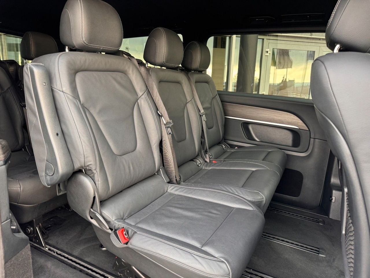 Coche familiar Mercedes-Benz V 300 d 4MATIC AVA Extral AHK DISTRONIC Stdh: foto 7