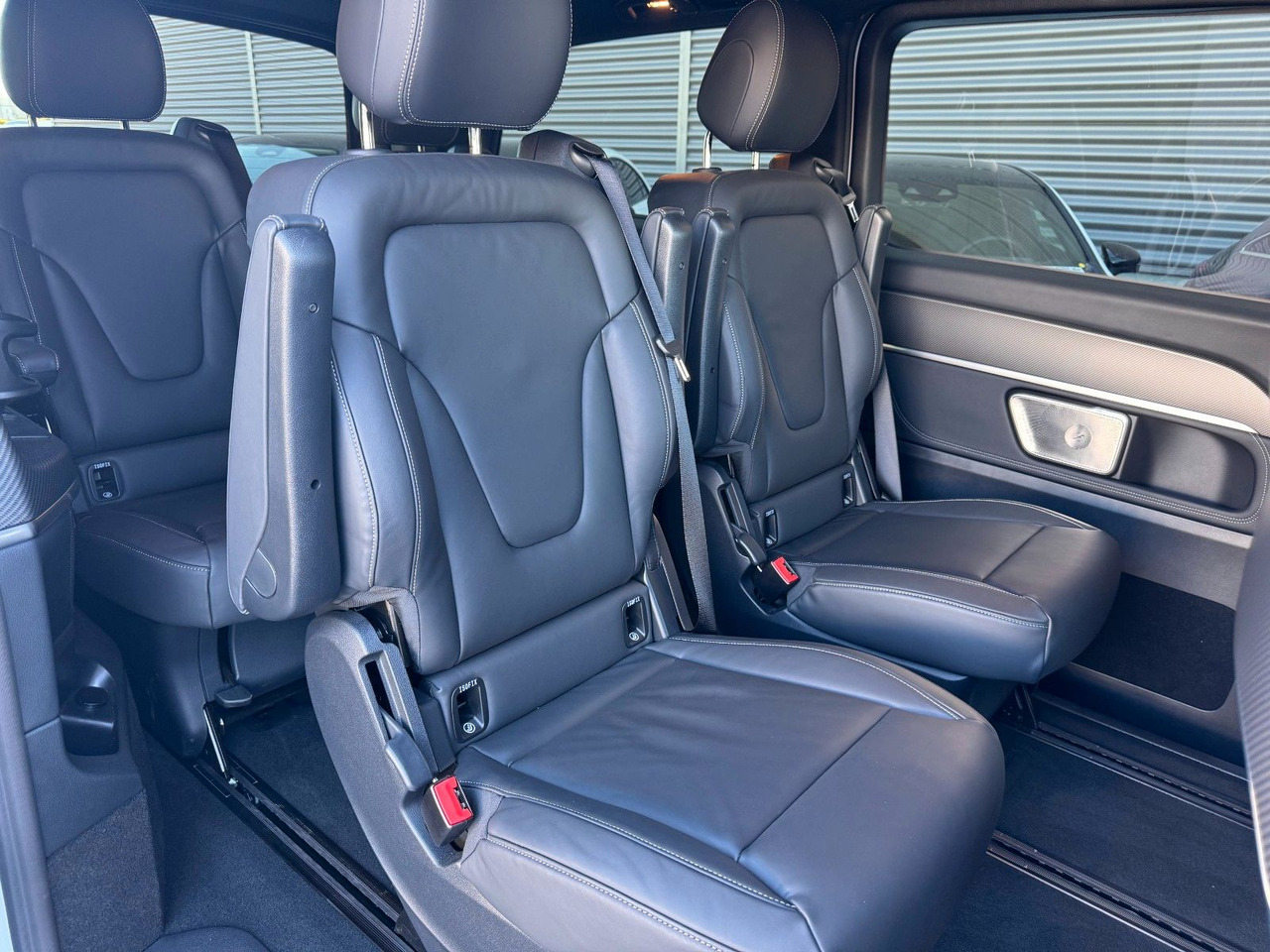 Leasing para  Mercedes-Benz V 300 d 4MATIC EXCLUSIVE AMG Tische AHK2,5to Mercedes-Benz V 300 d 4MATIC EXCLUSIVE AMG Tische AHK2,5to: foto 7