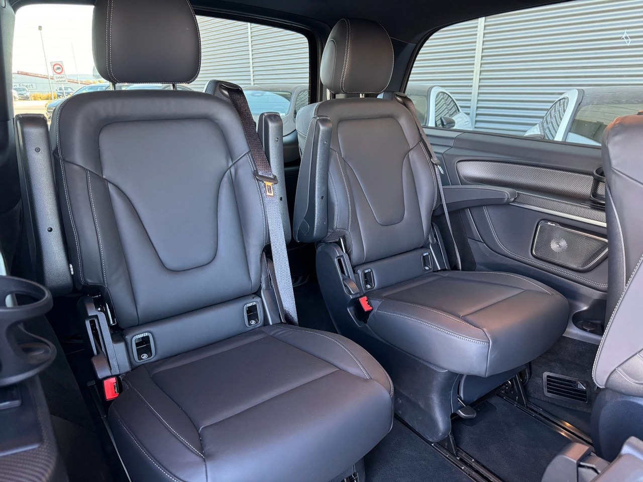 Leasing para  Mercedes-Benz V 300 d 4MATIC EXCLUSIVE AMG Tische AHK2,5to Mercedes-Benz V 300 d 4MATIC EXCLUSIVE AMG Tische AHK2,5to: foto 8