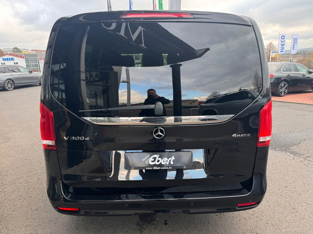 Mercedes-Benz V 300 d AVA Extralang 4MATIC AHK Stdh DISTRONIC - Furgoneta de pasajeros: foto 5 Mercedes-Benz V 300 d AVA Extralang 4MATIC AHK Stdh DISTRONIC - Furgoneta de pasajeros: foto 5