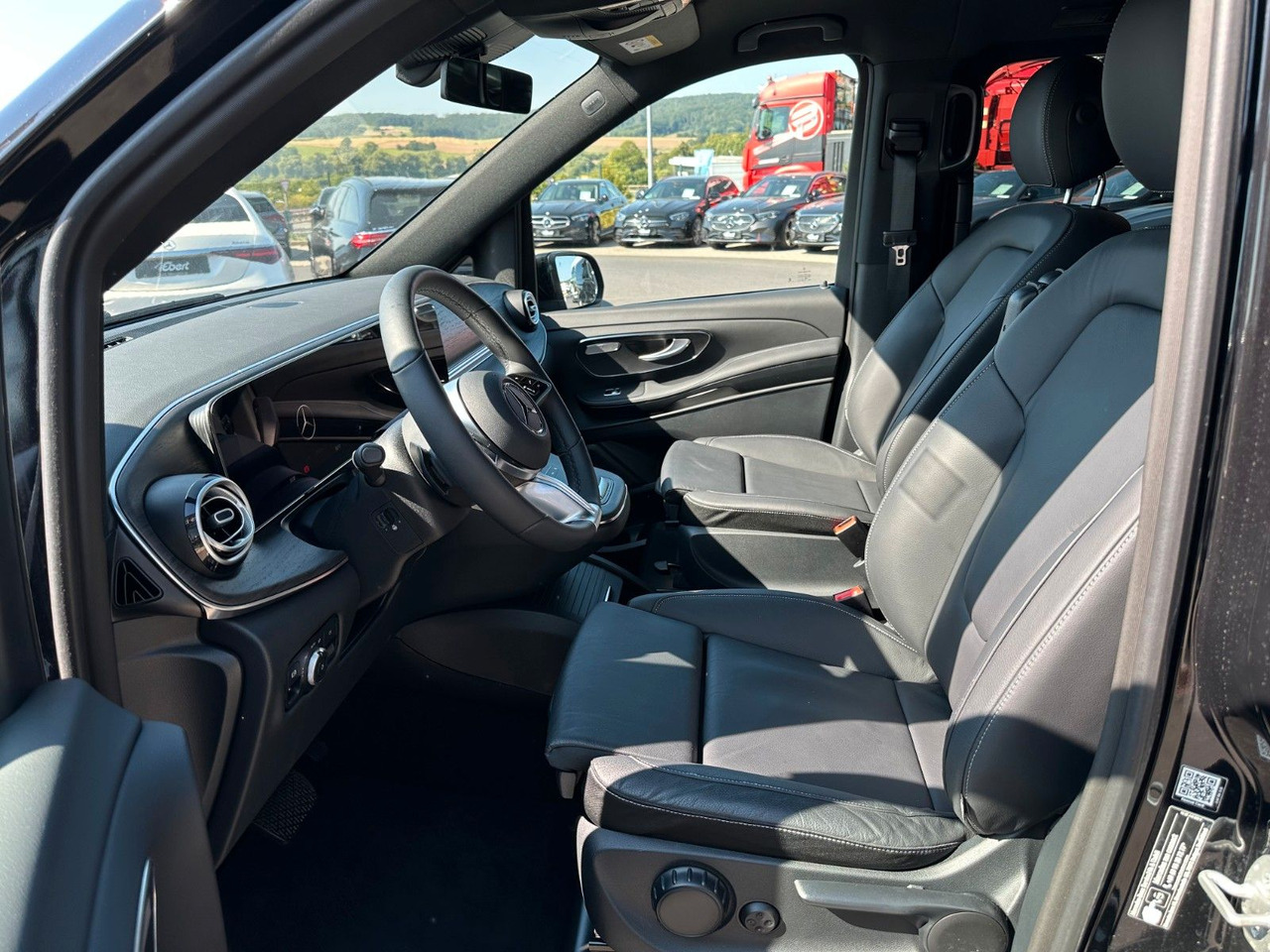 Furgoneta de pasajeros Mercedes-Benz V 300 d AVANTGARDE Extralang 360Kamera 8Sitze: foto 12
