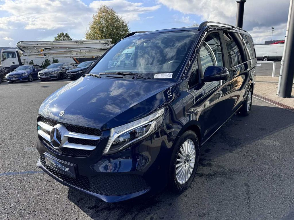 Mercedes-Benz V 300 d EDITION 7Sitze MBUX LED Kamera - Minibús, Furgoneta de pasajeros: foto 3 Mercedes-Benz V 300 d EDITION 7Sitze MBUX LED Kamera - Minibús, Furgoneta de pasajeros: foto 3