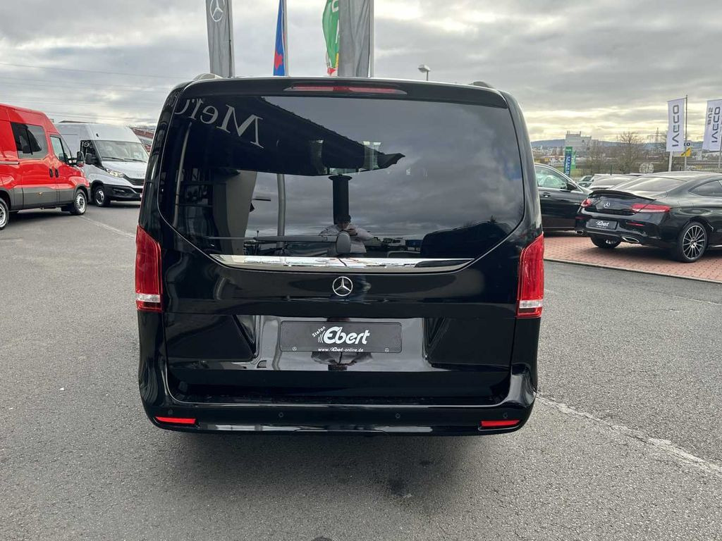 Mercedes-Benz V 300 d EXCLUSIVE 4MATIC AMG NIGHT AHK Tische - Coche: foto 5 Mercedes-Benz V 300 d EXCLUSIVE 4MATIC AMG NIGHT AHK Tische - Coche: foto 5