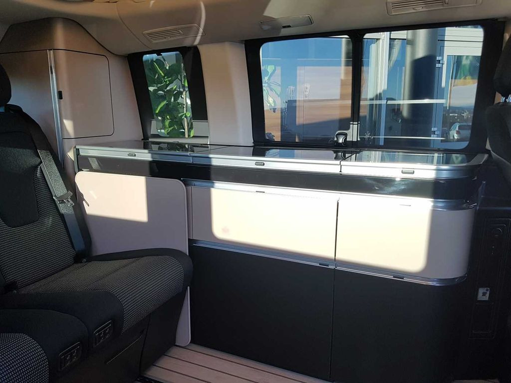 Minibús, Furgoneta de pasajeros Mercedes-Benz V 300 d Marco Polo AMG Markise AHK2,5 360° MBUX: foto 6