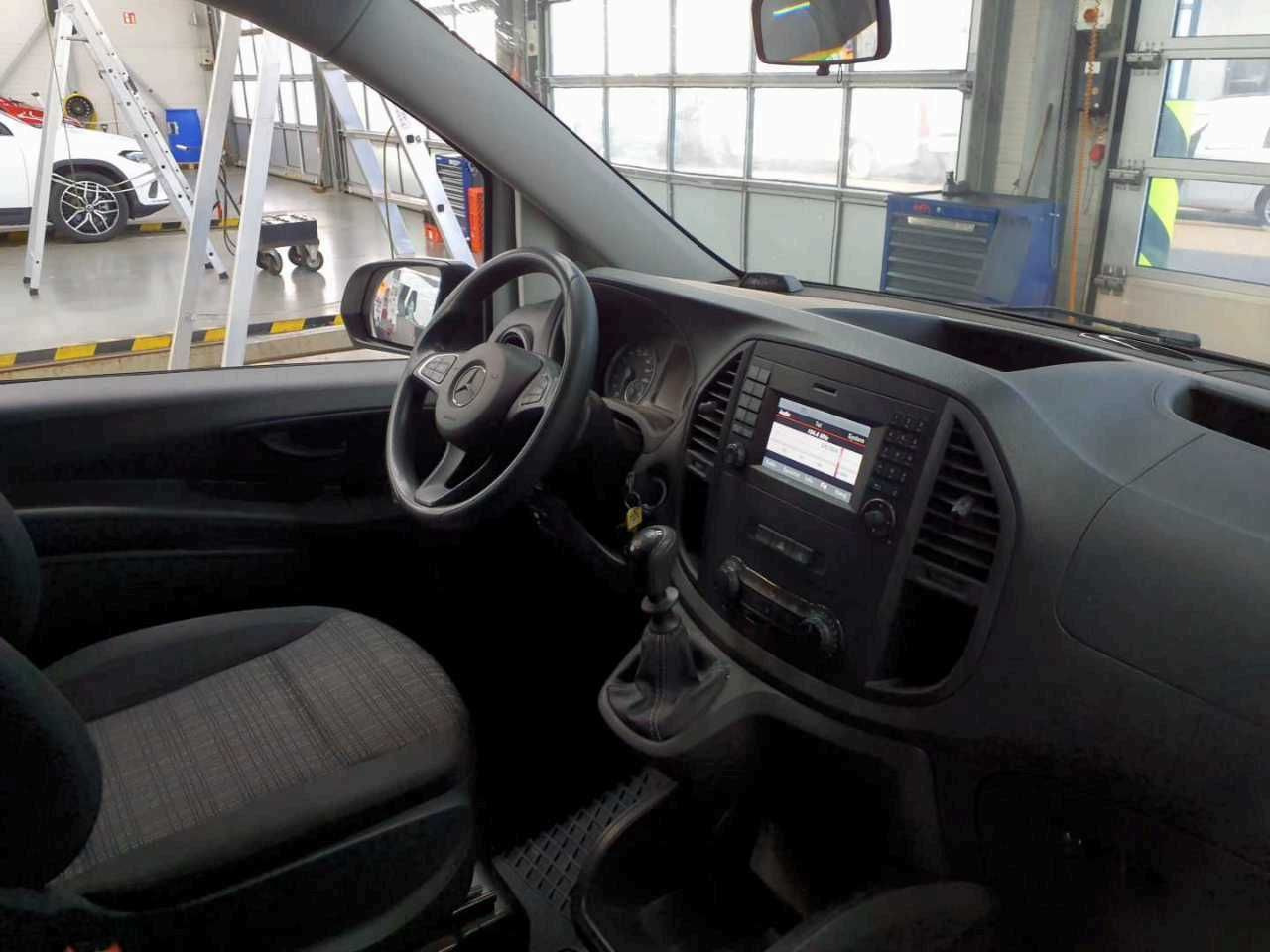 Mercedes-Benz Vito 114 CDI Mixto Klima Kamera Tempomat AHK - Furgoneta de pasajeros, Furgoneta combi: foto 5 Mercedes-Benz Vito 114 CDI Mixto Klima Kamera Tempomat AHK - Furgoneta de pasajeros, Furgoneta combi: foto 5