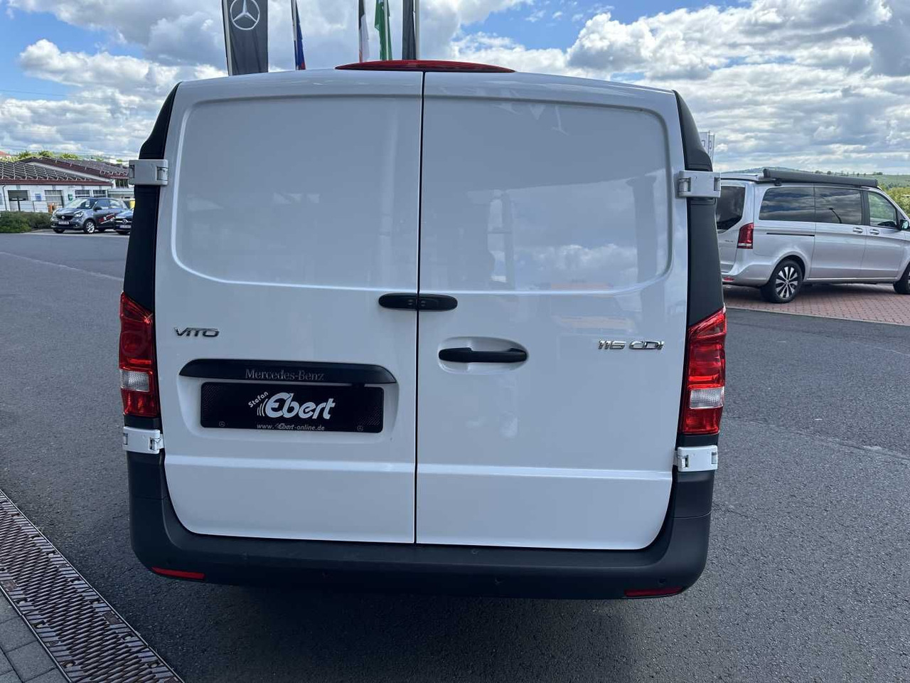 Mercedes-Benz Vito 116 CDI 3430 9G Klima Kamera Navi SHZ Tempo - Furgoneta pequeña: foto 5 Mercedes-Benz Vito 116 CDI 3430 9G Klima Kamera Navi SHZ Tempo - Furgoneta pequeña: foto 5
