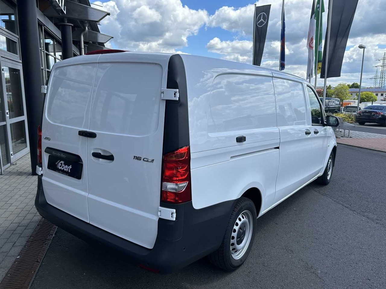 Mercedes-Benz Vito 116 CDI 3430 9G Klima Kamera Navi SHZ Tempo - Furgoneta pequeña: foto 4 Mercedes-Benz Vito 116 CDI 3430 9G Klima Kamera Navi SHZ Tempo - Furgoneta pequeña: foto 4
