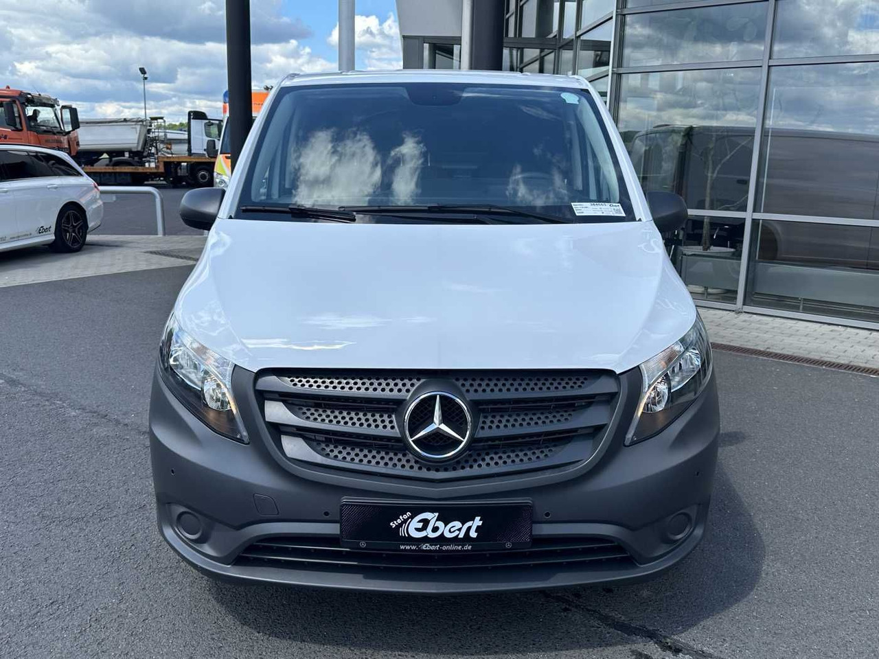 Mercedes-Benz Vito 116 CDI 3430 9G Klima Kamera Navi SHZ Tempo - Furgoneta pequeña: foto 2 Mercedes-Benz Vito 116 CDI 3430 9G Klima Kamera Navi SHZ Tempo - Furgoneta pequeña: foto 2