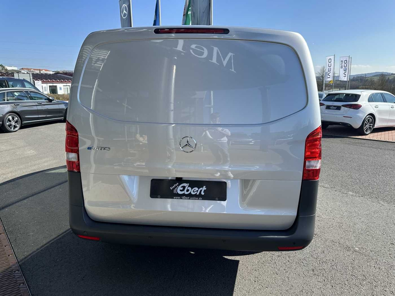 Mercedes-Benz eVito 112 Audio 30 Sitzheizung Kamera Tempomat - Furgoneta pequeña, Furgoneta eléctrica: foto 5 Mercedes-Benz eVito 112 Audio 30 Sitzheizung Kamera Tempomat - Furgoneta pequeña, Furgoneta eléctrica: foto 5