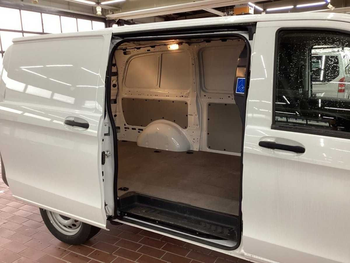 Mercedes-Benz eVito 112 Klima Kamera Audio30 Heckklappe - Furgoneta pequeña, Furgoneta eléctrica: foto 5 Mercedes-Benz eVito 112 Klima Kamera Audio30 Heckklappe - Furgoneta pequeña, Furgoneta eléctrica: foto 5