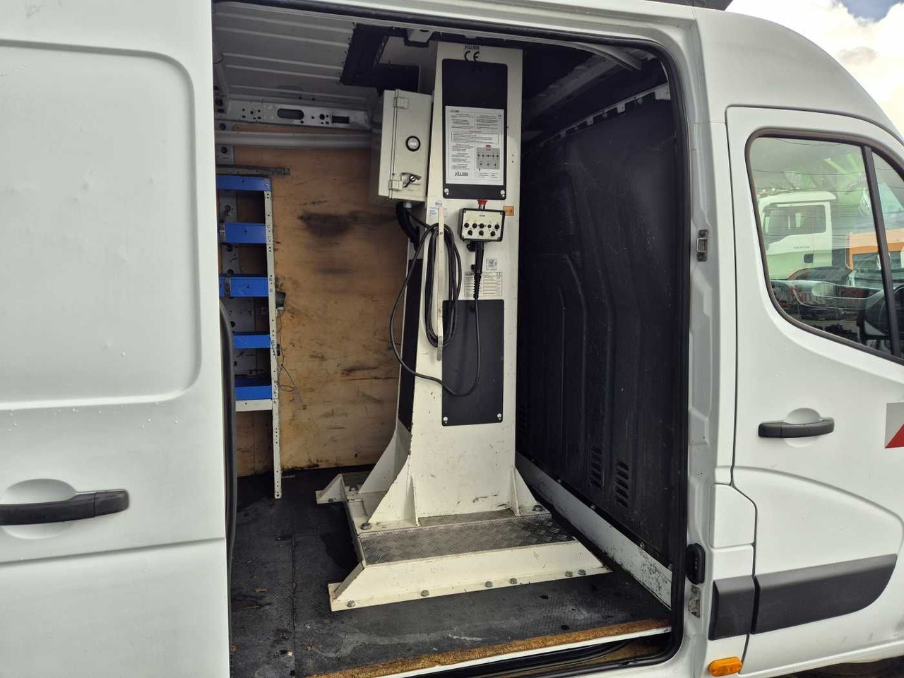 Leasing para  Opel Movano 2.3 CDTI  /KLUBB K32, 12,5m Opel Movano 2.3 CDTI  /KLUBB K32, 12,5m: foto 14