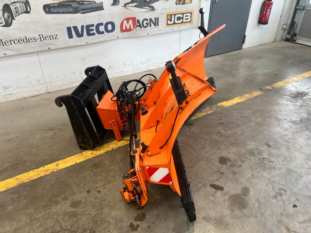 Pronar PU-1700 Schneeschild / 2011 / 1.930 mm - Cuchilla quitanieves: foto 4 Pronar PU-1700 Schneeschild / 2011 / 1.930 mm - Cuchilla quitanieves: foto 4