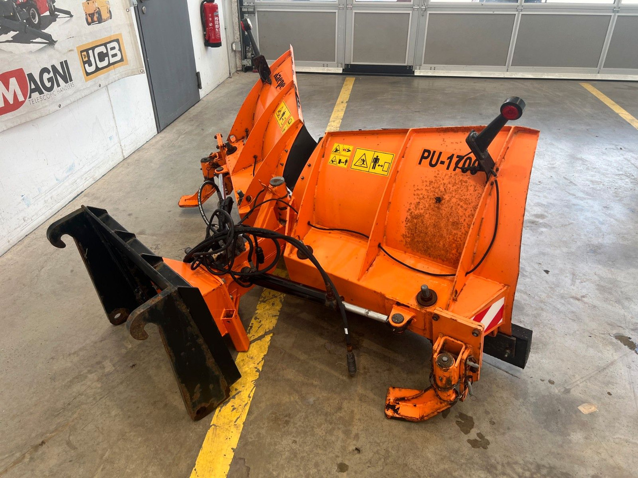 Pronar PU-1700 Schneeschild / 2011 / 1.930 mm - Cuchilla quitanieves: foto 5 Pronar PU-1700 Schneeschild / 2011 / 1.930 mm - Cuchilla quitanieves: foto 5