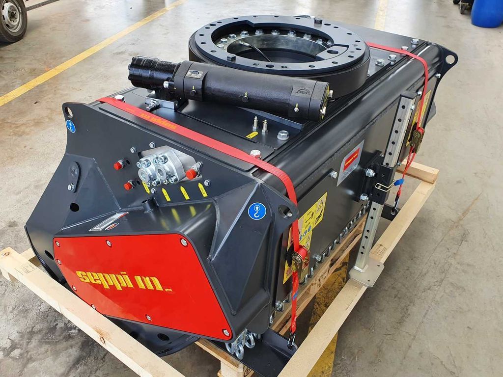 Seppi M. BMS 125 / 13-30t Forstmulcher Drehmotor - Trituradora forestal: foto 5 Seppi M. BMS 125 / 13-30t Forstmulcher Drehmotor - Trituradora forestal: foto 5