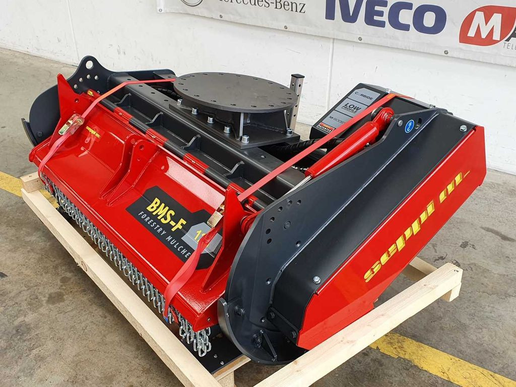 Seppi M. BMS-F 125 Forstmulcher 10-20to lagernd - Trituradora forestal: foto 3 Seppi M. BMS-F 125 Forstmulcher 10-20to lagernd - Trituradora forestal: foto 3