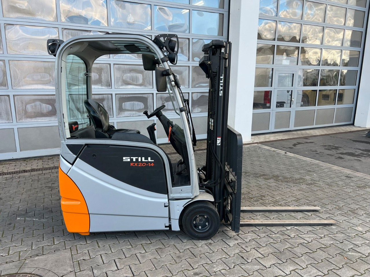 Still RX20-14 / Triplex: 4.60m! / nur 2.438h! / SS - Carretilla elevadora eléctrica: foto 3 Still RX20-14 / Triplex: 4.60m! / nur 2.438h! / SS - Carretilla elevadora eléctrica: foto 3