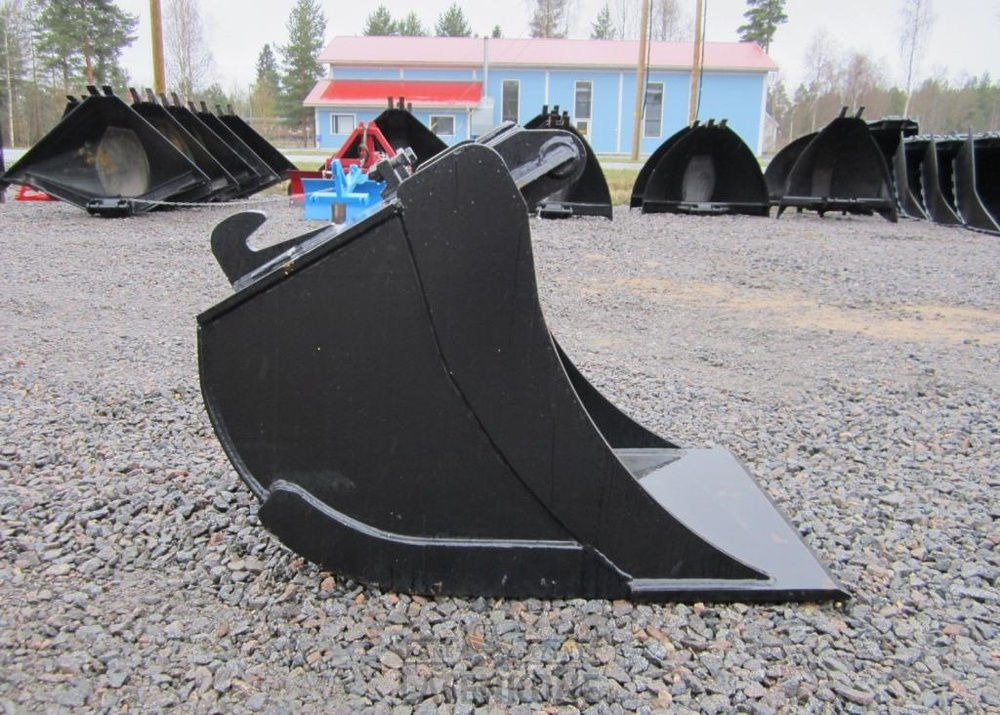 Laten Kuokkakauha 900mm NTP10 - Cazo para Maquinaria de construcción: foto 4 Laten Kuokkakauha 900mm NTP10 - Cazo para Maquinaria de construcción: foto 4