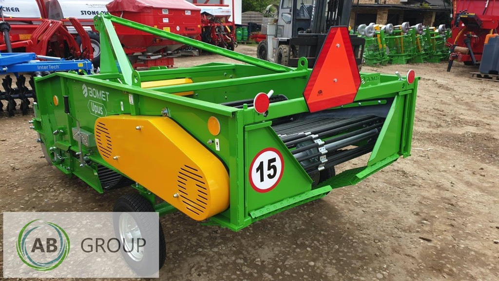2-row Conveyor Digger Bomet Upus Z656/2 - Arrancadora de patatas: foto 2 2-row Conveyor Digger Bomet Upus Z656/2 - Arrancadora de patatas: foto 2