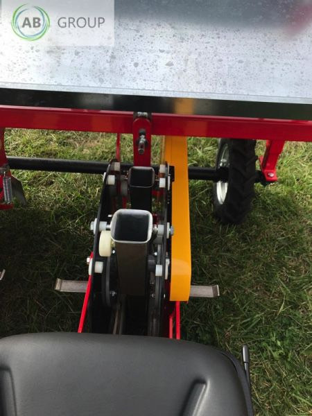 Agro-Osek double row cup planter S237/3 - Maquinaria de siembra: foto 5 Agro-Osek double row cup planter S237/3 - Maquinaria de siembra: foto 5