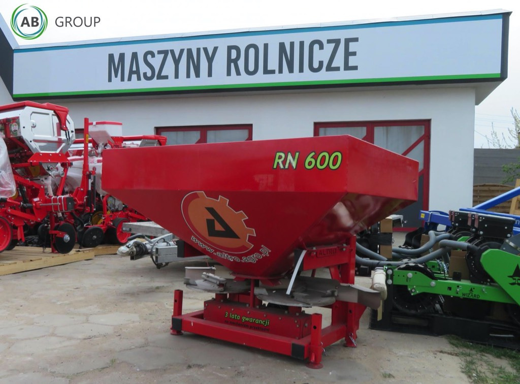 Altro fertilizer spreader RN-600 - Esparcidor de fertilizantes: foto 1 Altro fertilizer spreader RN-600 - Esparcidor de fertilizantes: foto 1