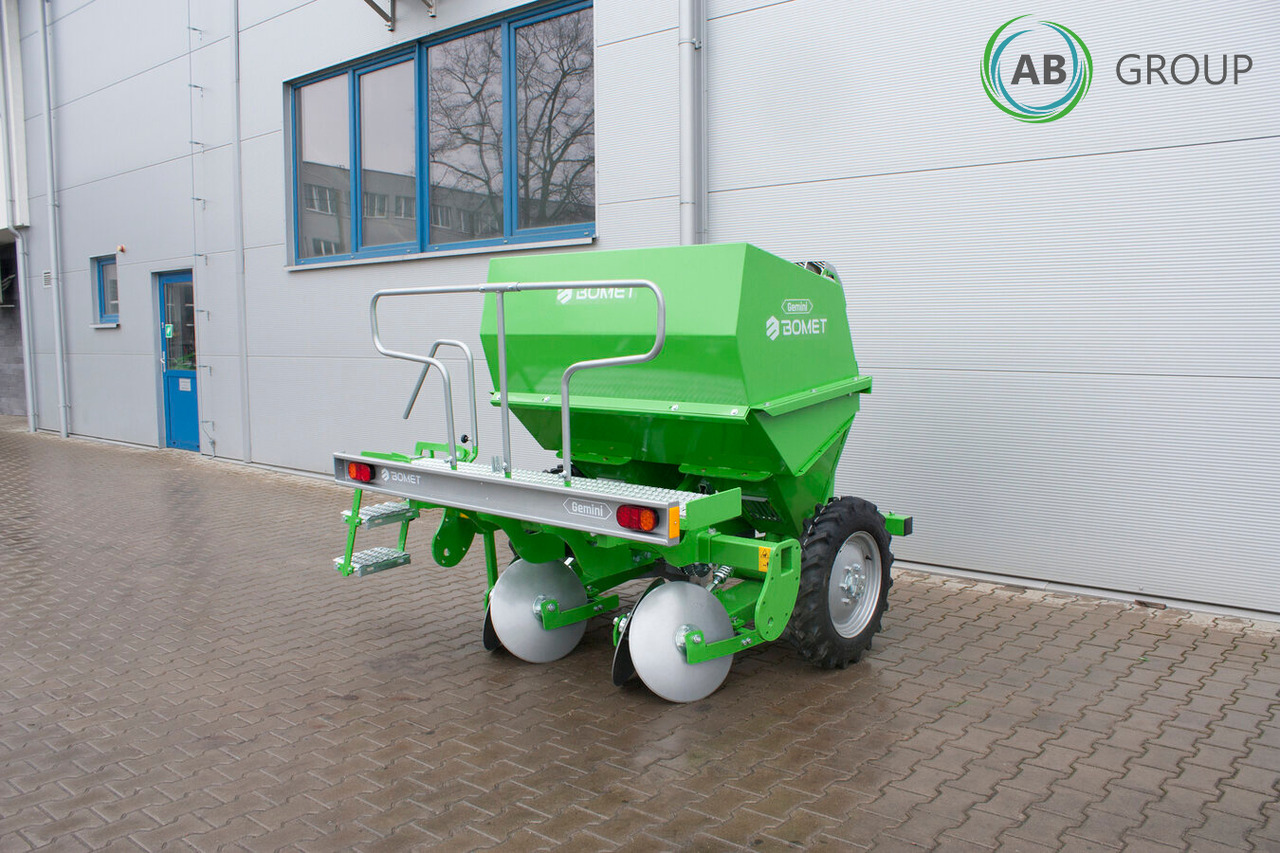 Bomet Gemini S339 two-row potato planter (inter-row width: 67.5 - 80 cm) - Plantadora de patatas: foto 4 Bomet Gemini S339 two-row potato planter (inter-row width: 67.5 - 80 cm) - Plantadora de patatas: foto 4