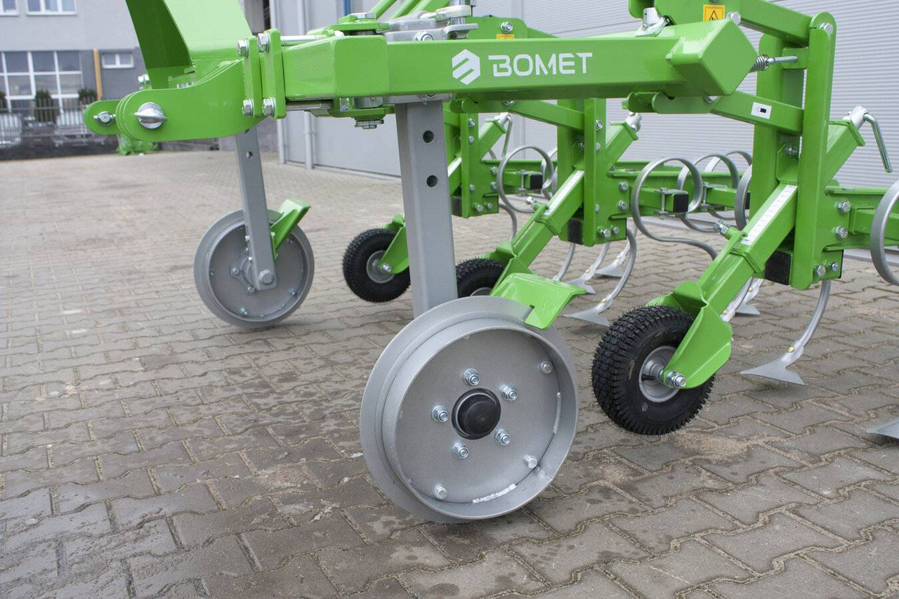 Bomet row-crop cultivators with manual guidance Nembus - Equipo para trabajo del suelo: foto 2 Bomet row-crop cultivators with manual guidance Nembus - Equipo para trabajo del suelo: foto 2