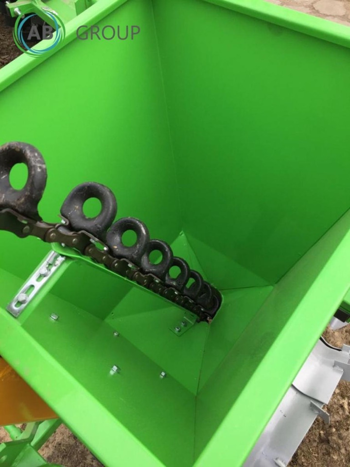 Bomet single-row potato planter Gemini S 239/2 - Plantadora de patatas: foto 5 Bomet single-row potato planter Gemini S 239/2 - Plantadora de patatas: foto 5