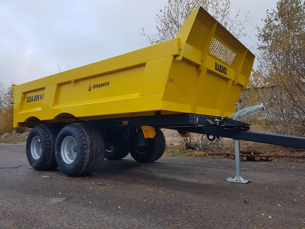 Dinapolis Heavy Duty dump truck DPS 9.5 t - Remolque volquete agrícola: foto 2 Dinapolis Heavy Duty dump truck DPS 9.5 t - Remolque volquete agrícola: foto 2