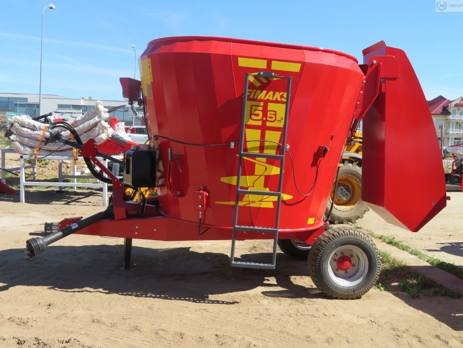 Fimaks Vertical Mixer feeder 5,5 m3 - Desensiladora: foto 1 Fimaks Vertical Mixer feeder 5,5 m3 - Desensiladora: foto 1