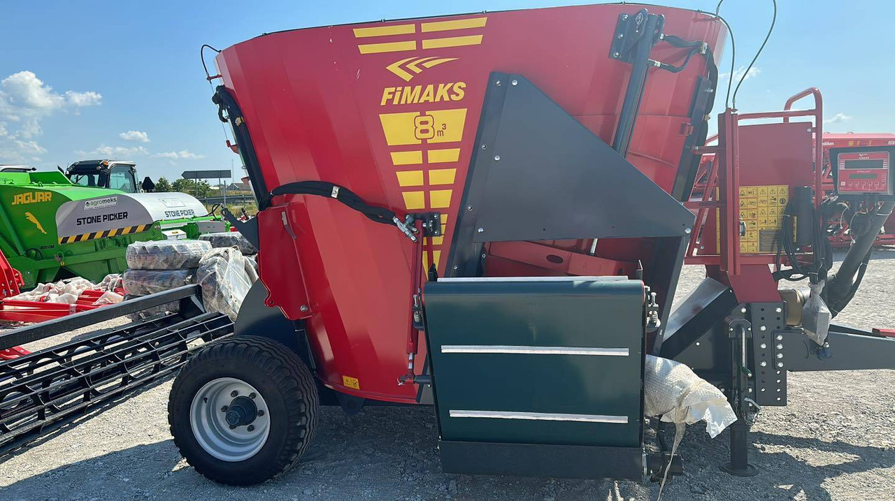 Fimaks vertical feeder mixer FMV8L, 8 m3 - on stock - Desensiladora: foto 2 Fimaks vertical feeder mixer FMV8L, 8 m3 - on stock - Desensiladora: foto 2