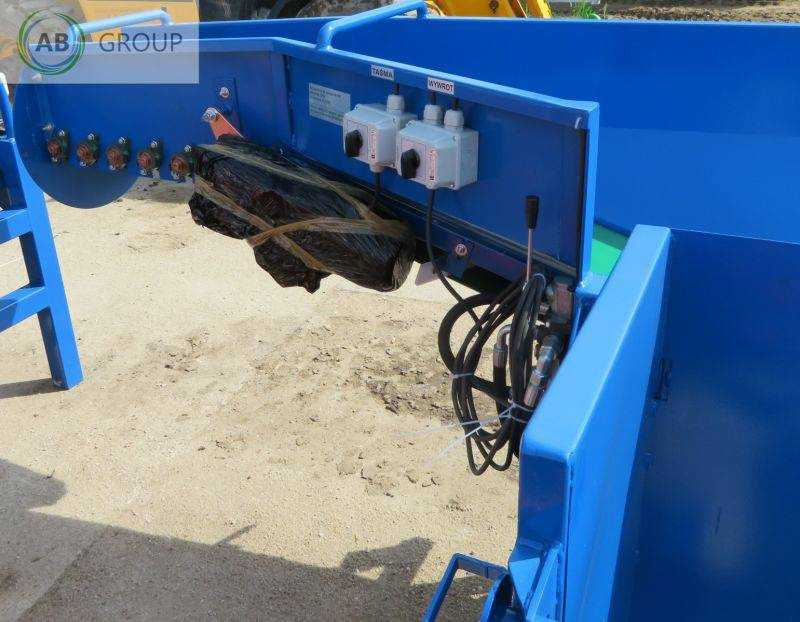 Maciuś Pallet box tipper W-700 - Equipo poscosecha: foto 4 Maciuś Pallet box tipper W-700 - Equipo poscosecha: foto 4