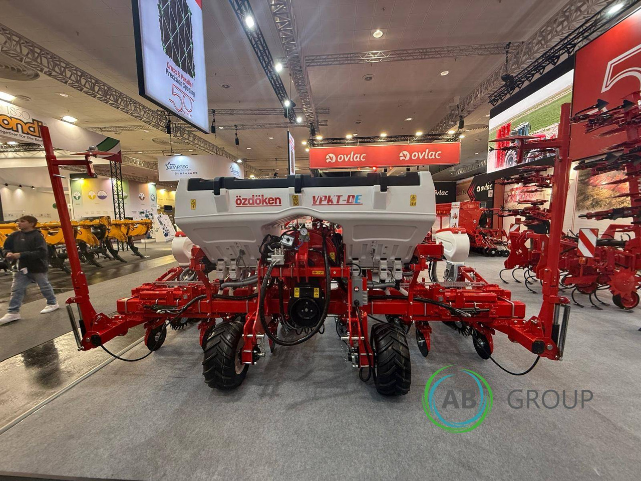 Siewnik OZDOKEN 6-rzędowy VPKT-DGE6 napęd elektryczny i ISOBUS - Sembradora de precisión: foto 4 Siewnik OZDOKEN 6-rzędowy VPKT-DGE6 napęd elektryczny i ISOBUS - Sembradora de precisión: foto 4