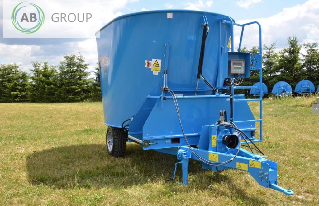 Zamet feed wagon Fider 10 m3 - Desensiladora: foto 3 Zamet feed wagon Fider 10 m3 - Desensiladora: foto 3
