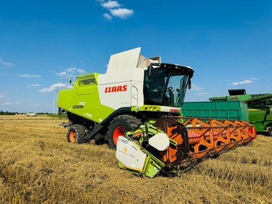 Claas LEXION 750 APS HYBRID - Cosechadora de granos: foto 2 Claas LEXION 750 APS HYBRID - Cosechadora de granos: foto 2