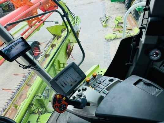 Claas LEXION 750 - Cosechadora de granos: foto 4 Claas LEXION 750 - Cosechadora de granos: foto 4