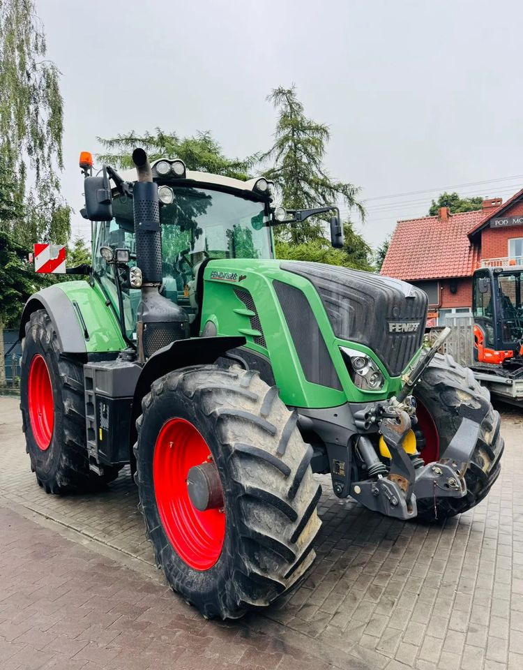 Fendt 828 Vario Profi Plus - Tractor: foto 1 Fendt 828 Vario Profi Plus - Tractor: foto 1