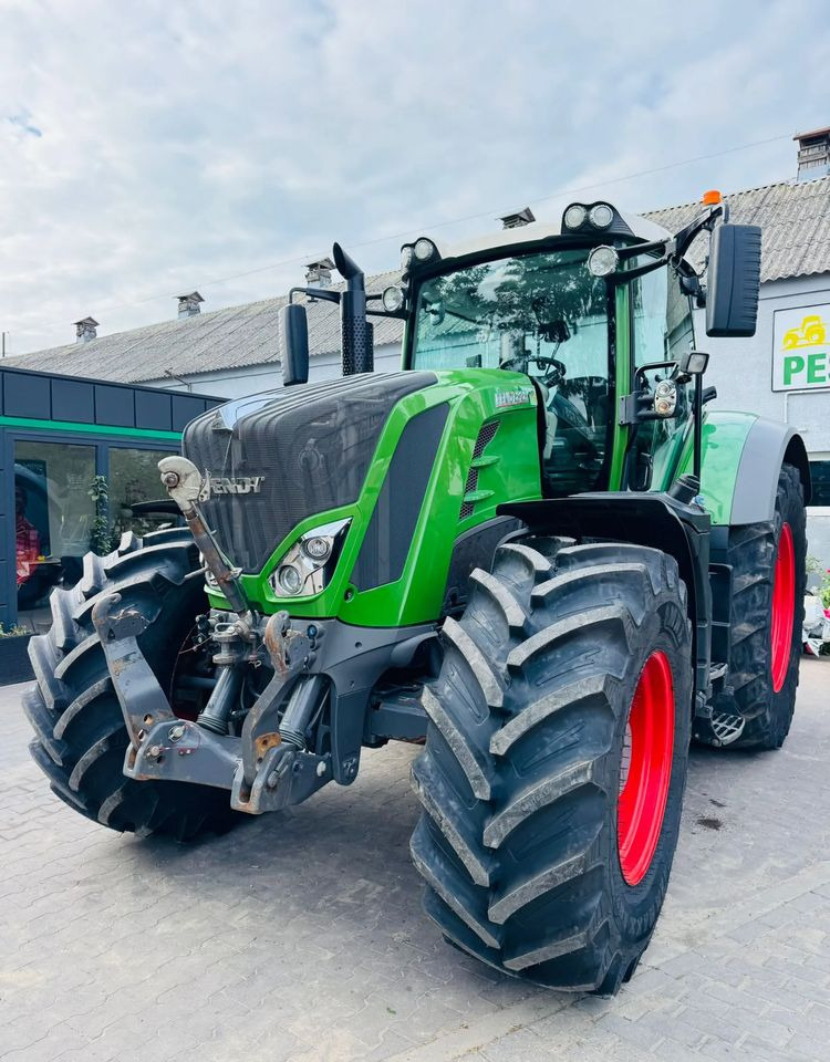 Fendt 828 Vario profi PLUS - Tractor: foto 3 Fendt 828 Vario profi PLUS - Tractor: foto 3
